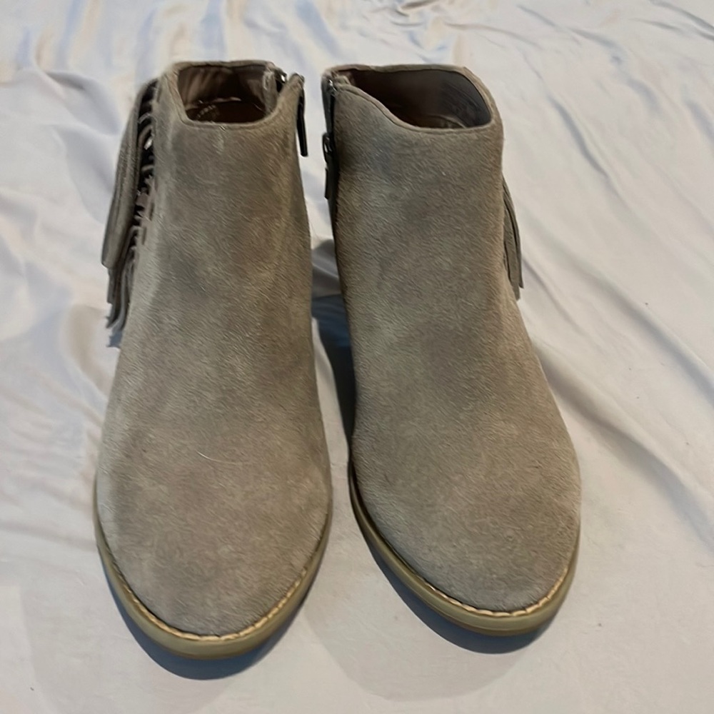 Vionic Booties Size 6 In “Griege”. - image 1